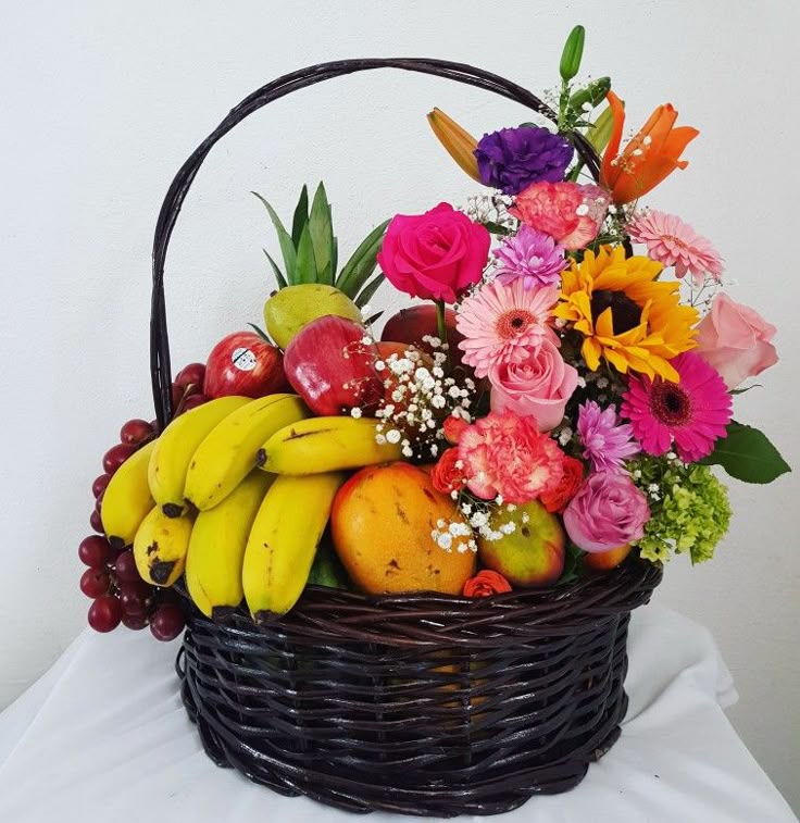 flores con frutas
